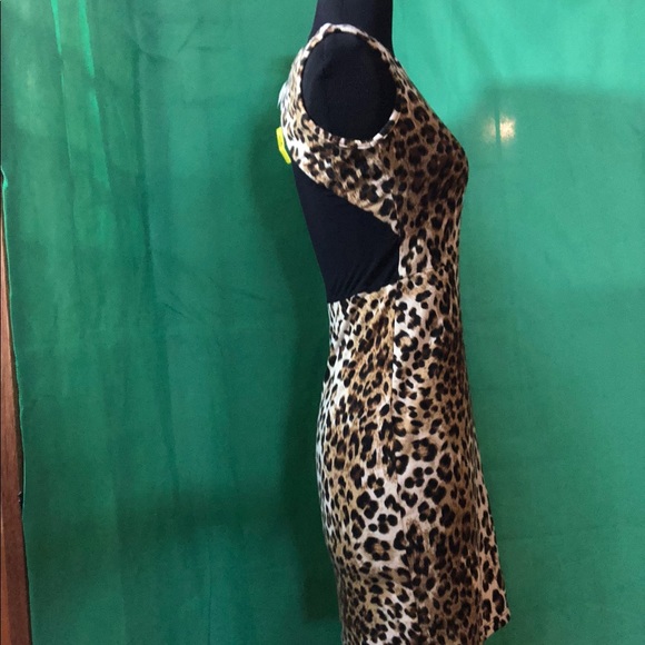 Animal print safari sheet & leopard slip on dress - Picture 3 of 12